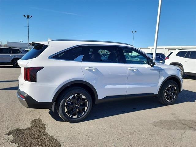 New 2026 Kia Sorento S image 2