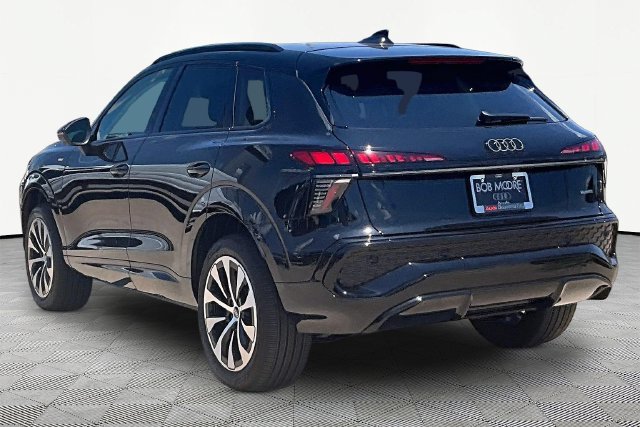 New 2026 Audi Q3 quattro 2.0T AWD/4WD image 12