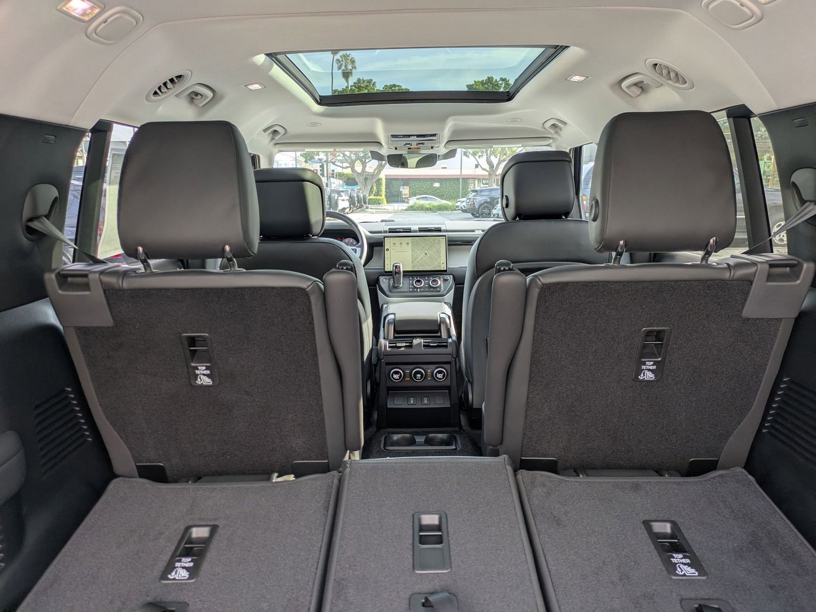 New 2026 Land Rover Defender 130 S image 31