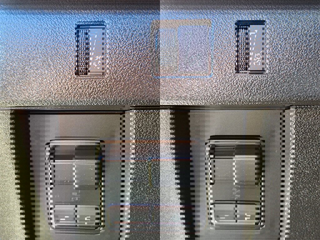 Certified 2024 Chevrolet Colorado Trail Boss w/ Advanced Trailering Package image 9