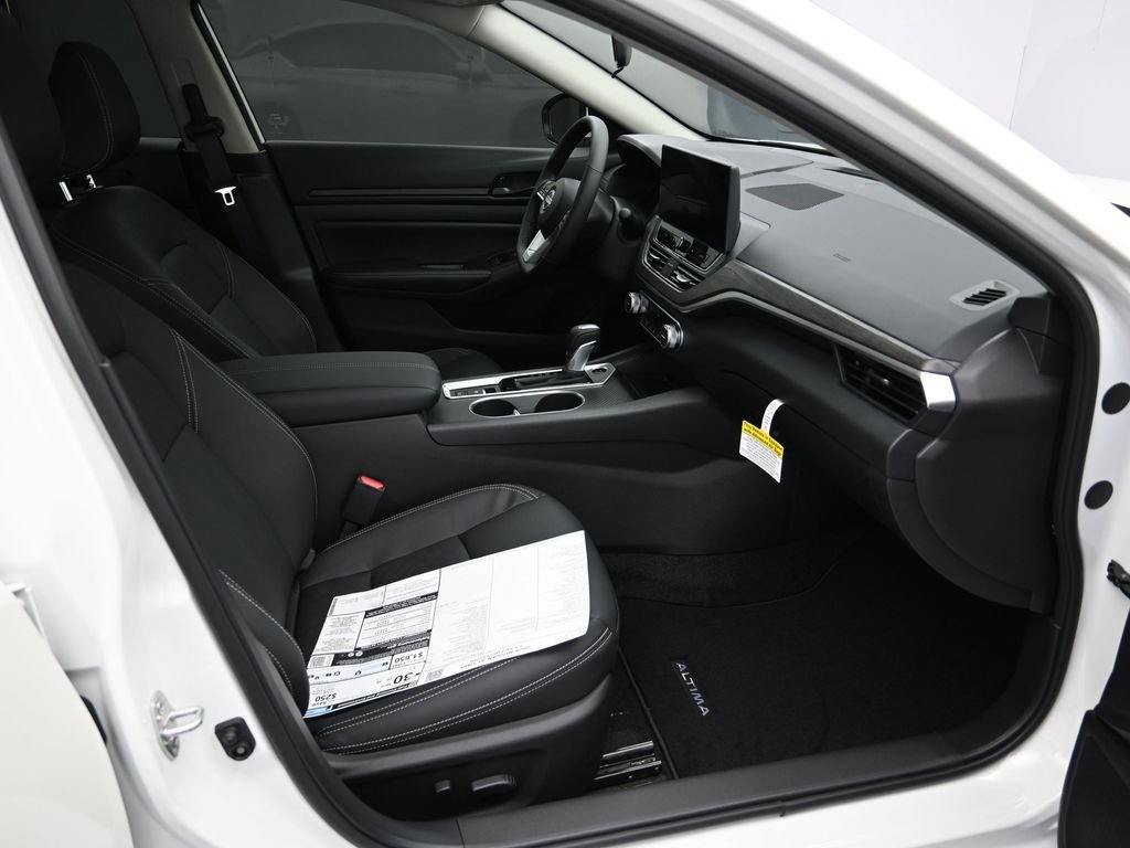 New 2026 Nissan Altima 2.5 SV w/ SV Premium Package FWD image 25