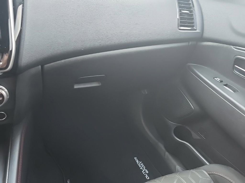 Used 2024 Mitsubishi Outlander Sport LE image 18