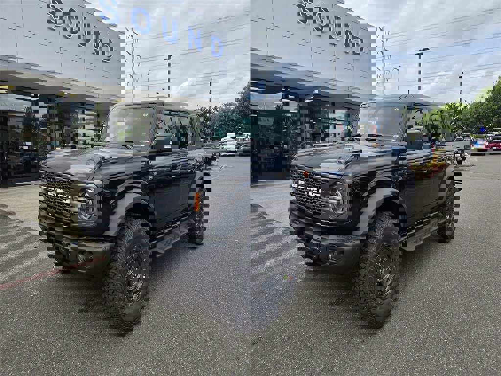 New 2025 Ford Bronco Badlands
