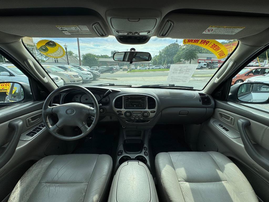 Used 2001 Toyota Sequoia Limited RWD image 24