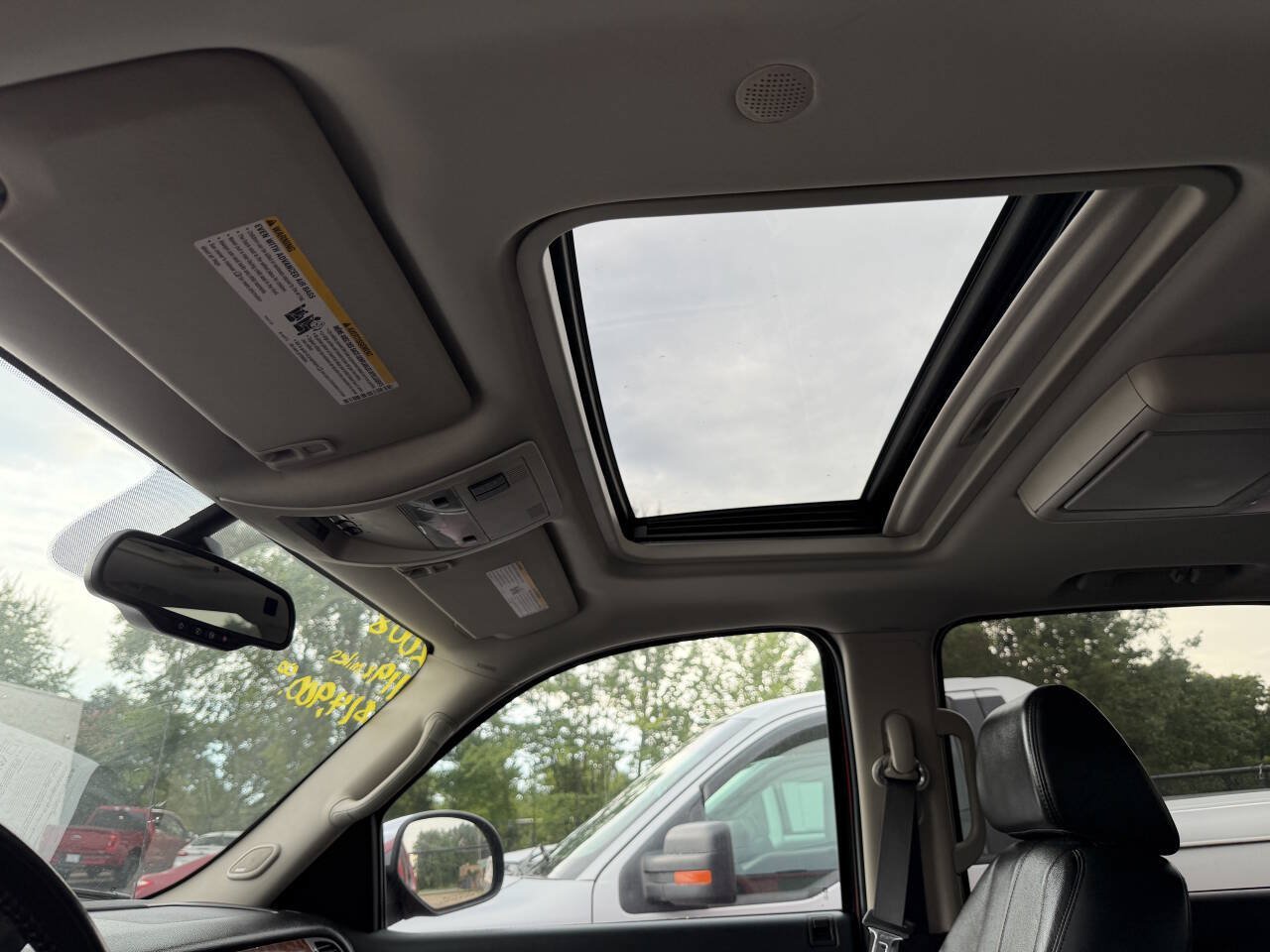 Used 2008 Chevrolet Avalanche LTZ w/ LTZ Preferred Equipment Group RWD image 13