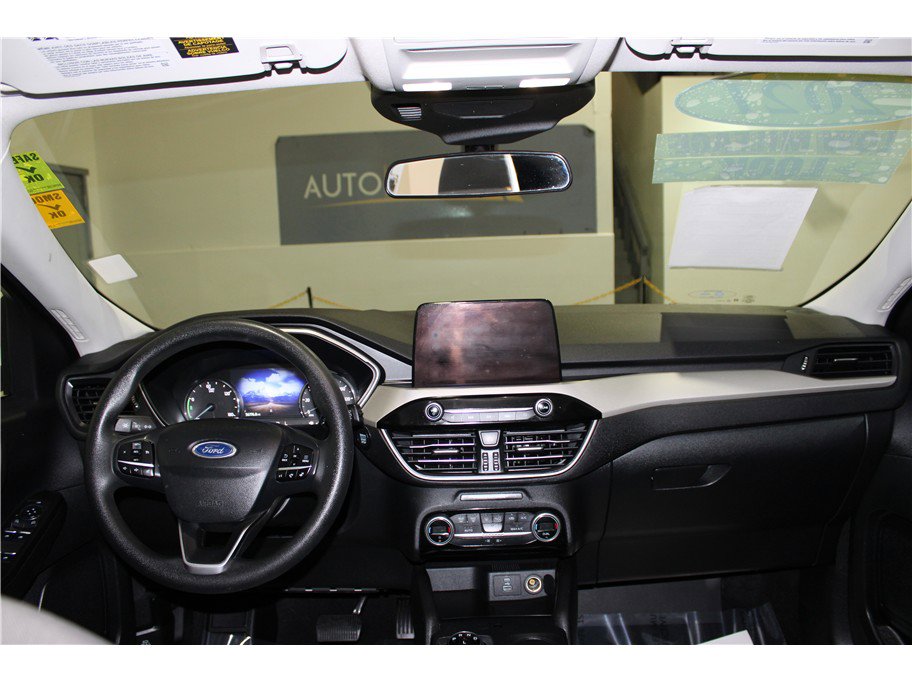 Used 2021 Ford Escape SE image 14