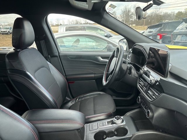 Used 2024 Ford Escape ST-Line image 6