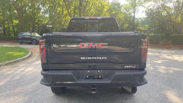 Used 2025 GMC Sierra 2500 AT4 w/ AT4 Premium Plus Package AWD/4WD image 8