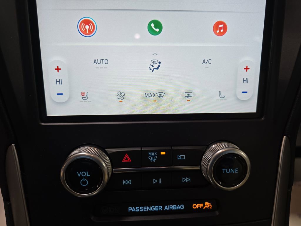 Used 2023 Ford Edge SEL w/ Convenience Package image 23