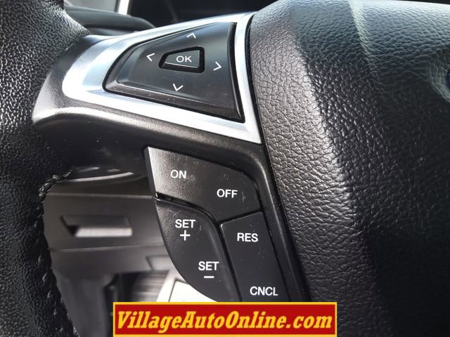 Used 2017 Ford Edge SEL w/ Equipment Group 201A AWD/4WD image 28