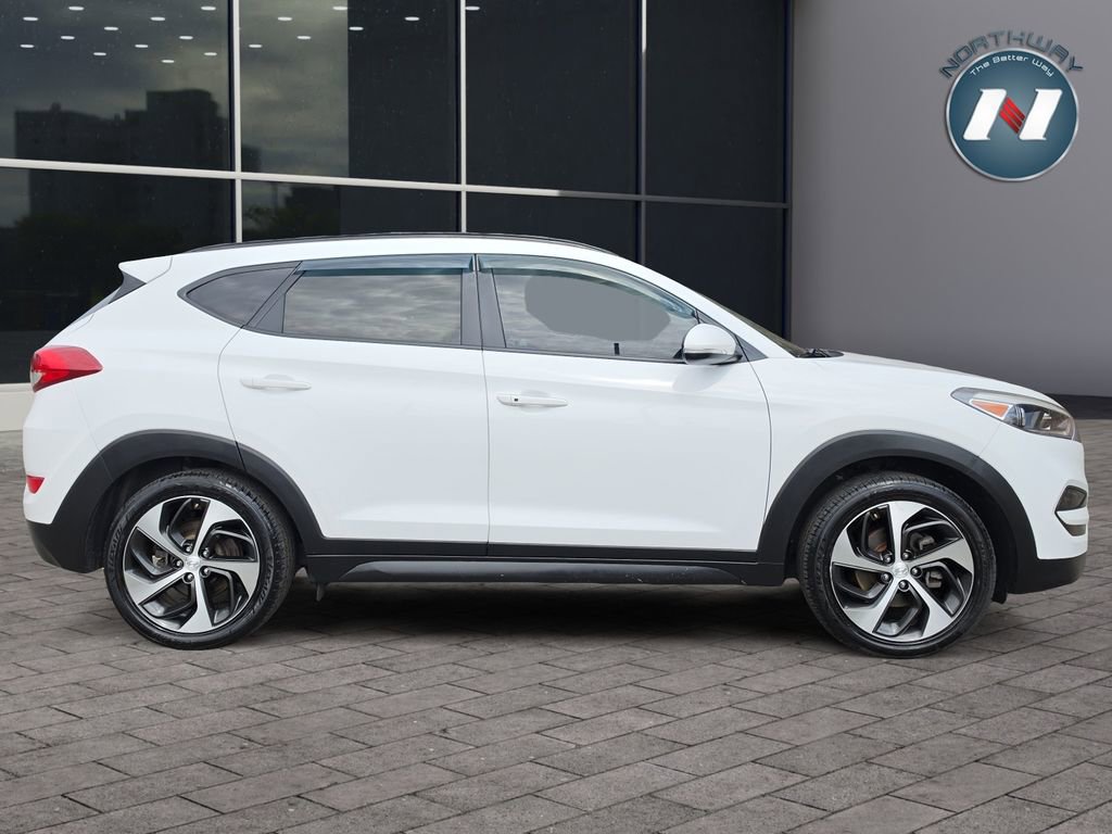 Used 2017 Hyundai Tucson Value w/ Cargo Package image 6