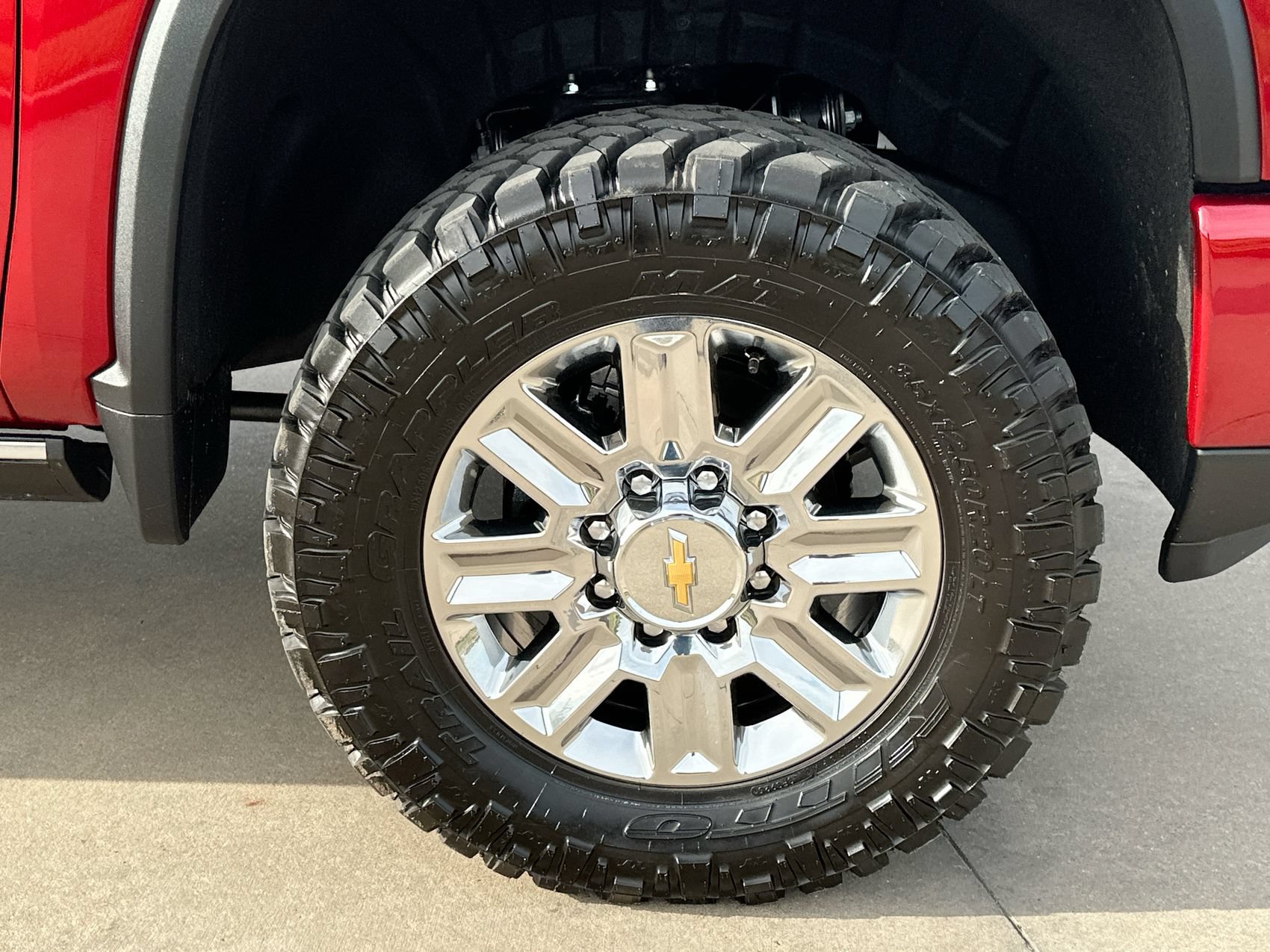 Used 2026 Chevrolet Silverado 2500 High Country w/ High Country Premium Package AWD/4WD image 10