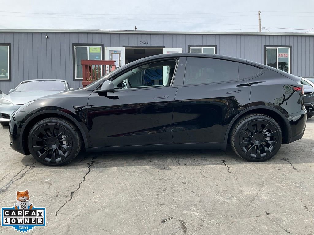 Used 2024 Tesla Model Y Long Range image 5