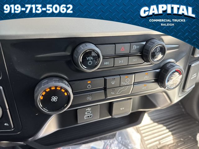 New 2026 Ford F250 XL w/ XL Chrome Package AWD/4WD image 31