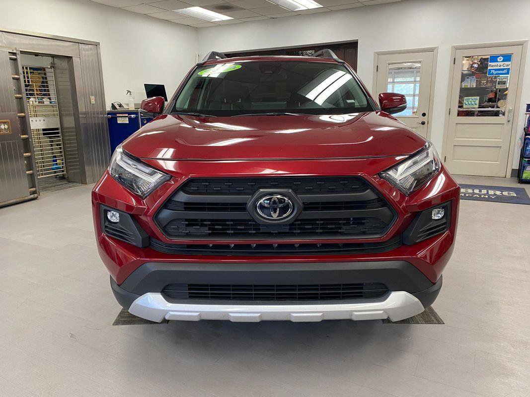 Used 2024 Toyota RAV4 Adventure image 8