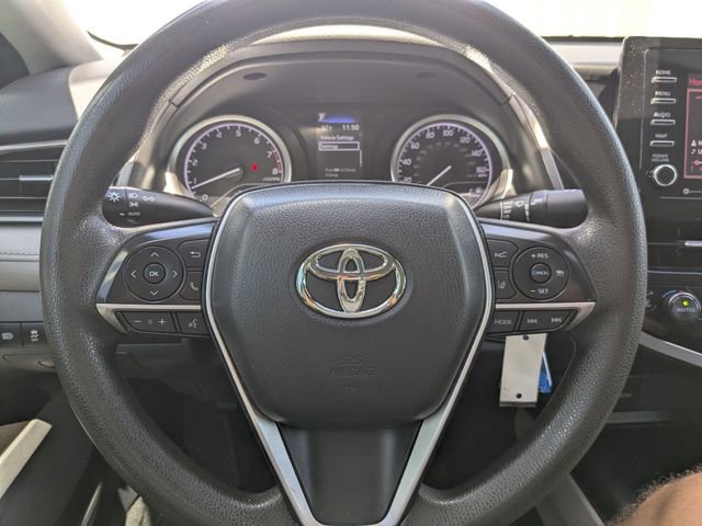 Used 2022 Toyota Camry LE image 31
