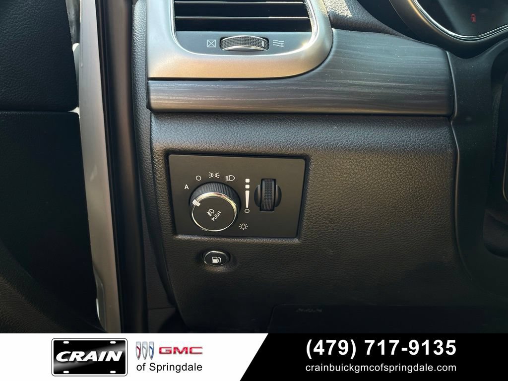 Used 2021 Jeep Grand Cherokee Laredo X AWD/4WD image 13