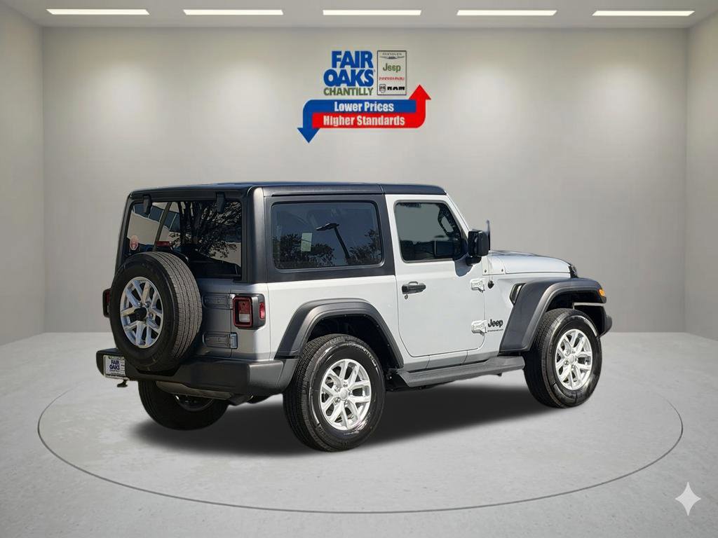 Used 2023 Jeep Wrangler Sport AWD/4WD image 7