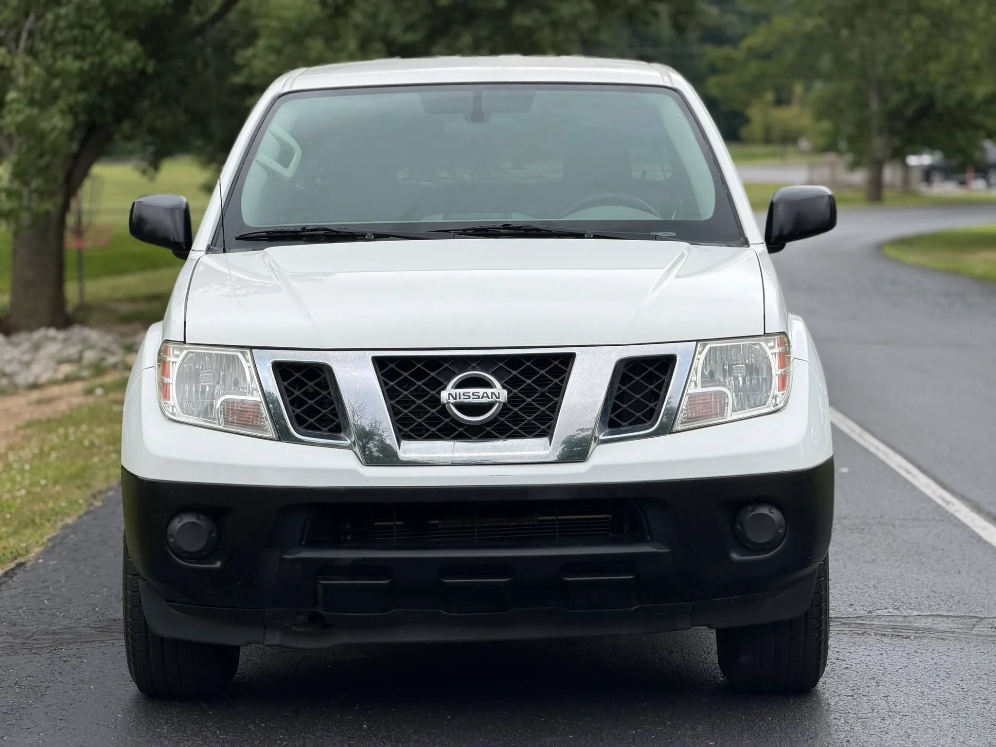 Used 2018 Nissan Frontier S AWD/4WD image 2