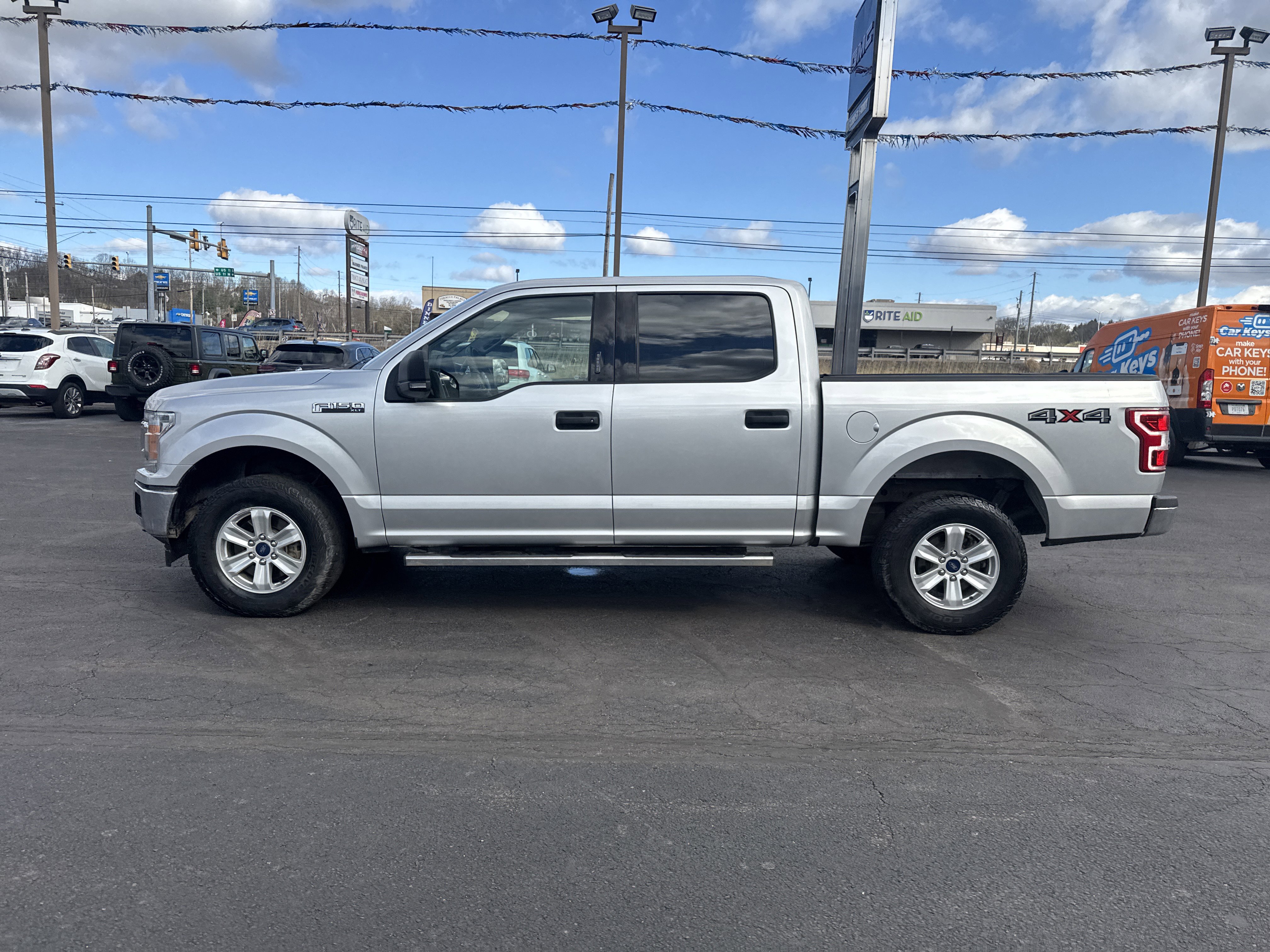Used 2019 Ford F150 XLT w/ Equipment Group 301A Mid image 7