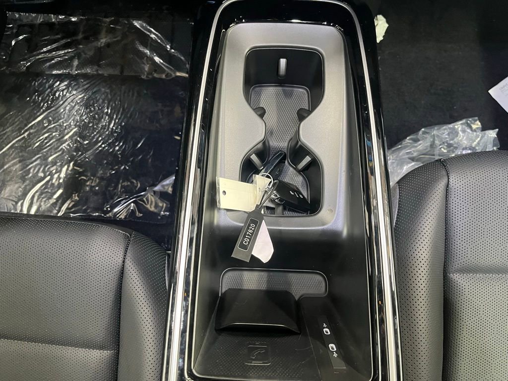 New 2025 Volkswagen ID.4 Pro S image 14