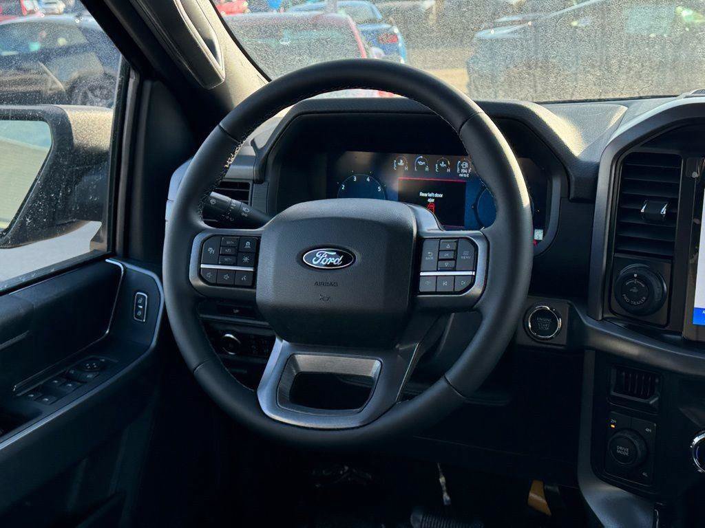 New 2026 Ford F150 XLT w/ Equipment Group 302A MID AWD/4WD image 18