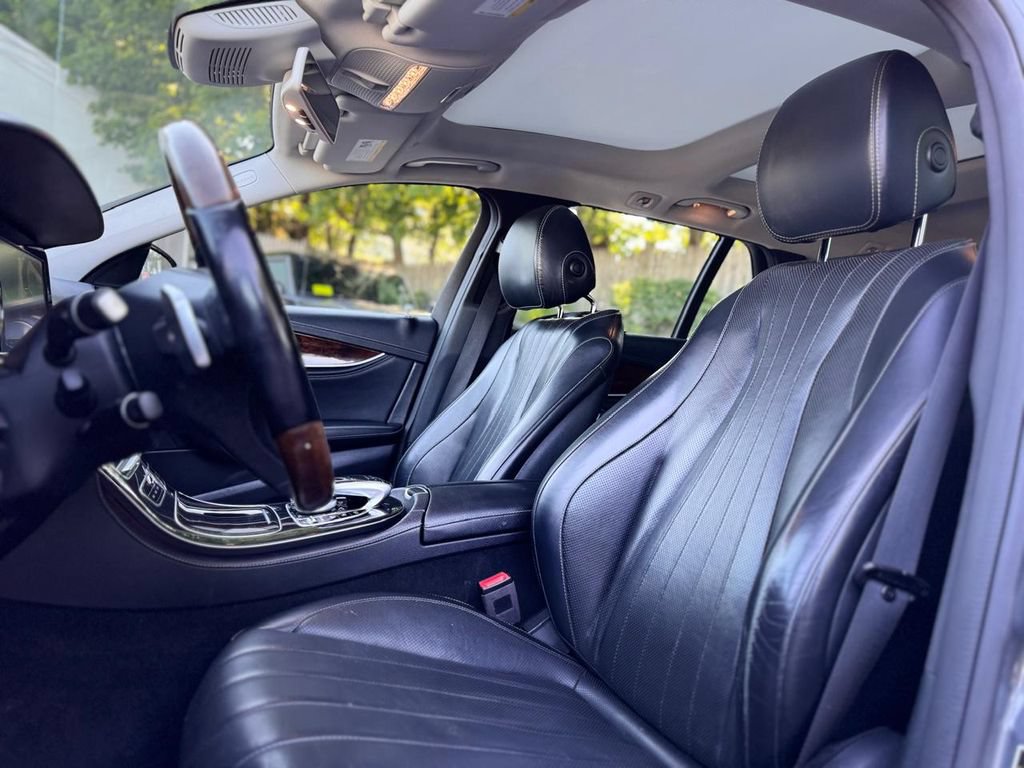 Used 2018 Mercedes-Benz E 400 4MATIC Wagon image 19