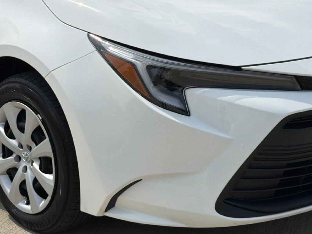 Used 2024 Toyota Corolla LE FWD image 8