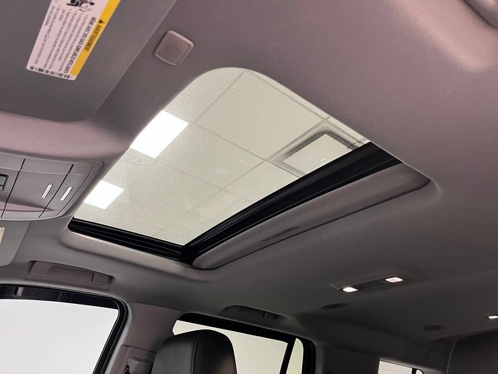 Used 2018 Chevrolet Tahoe Premier w/ RST Edition AWD/4WD image 43