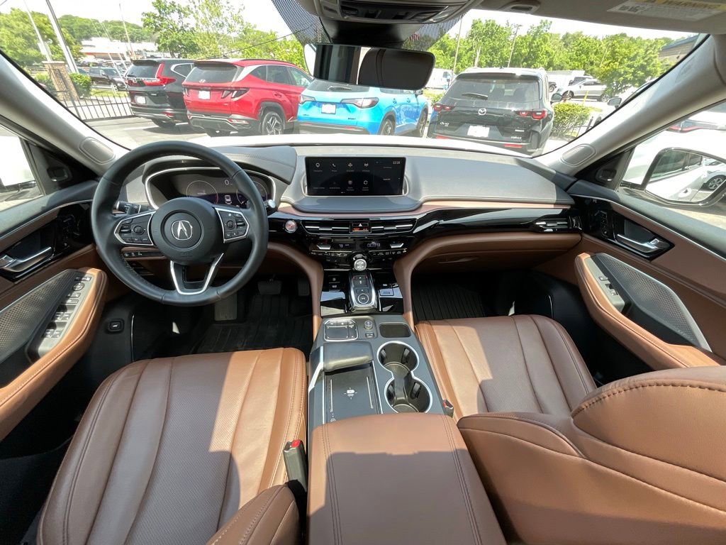 Certified 2024 Acura MDX SH-AWD w/ Technology Package image 7