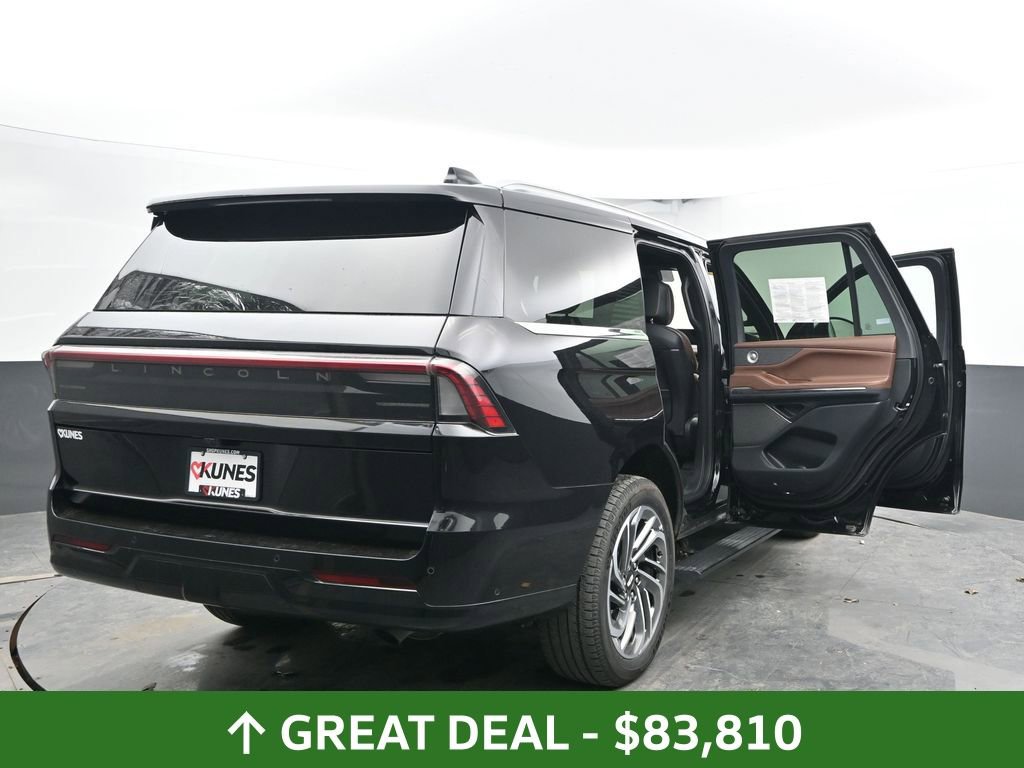 Used 2025 Lincoln Navigator Reserve AWD/4WD image 62