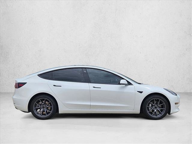 Used 2022 Tesla Model 3 Long Range AWD/4WD image 4