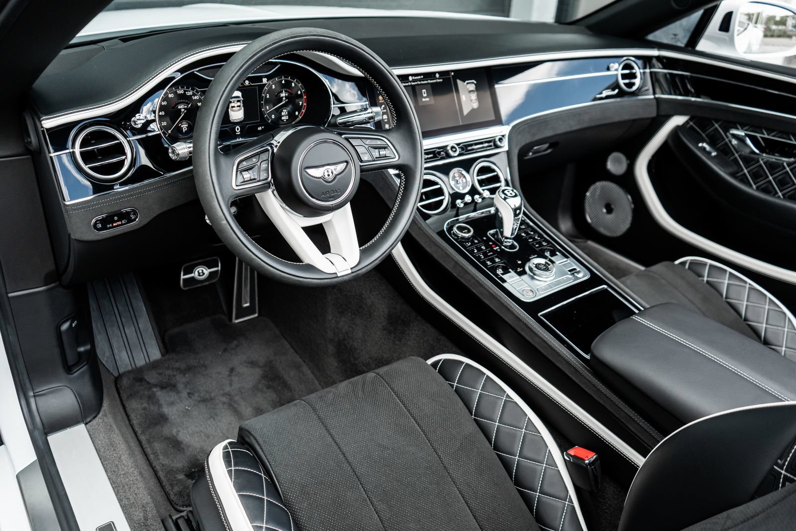 Certified 2024 Bentley Continental GT Speed AWD/4WD image 30