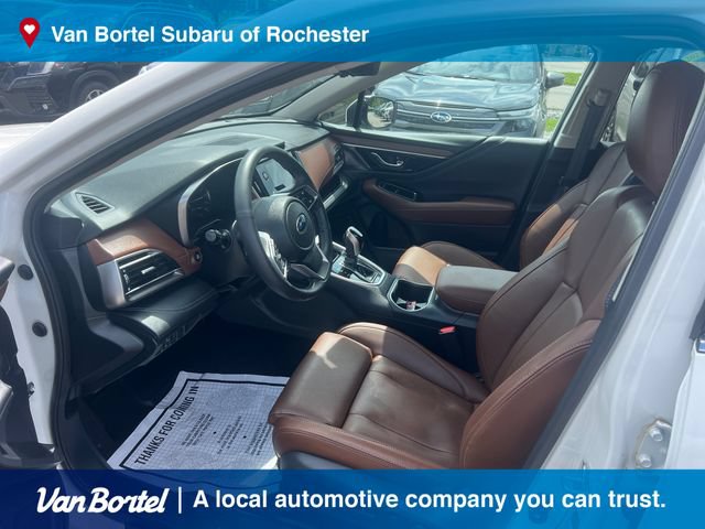 Used 2025 Subaru Outback Touring AWD/4WD image 13