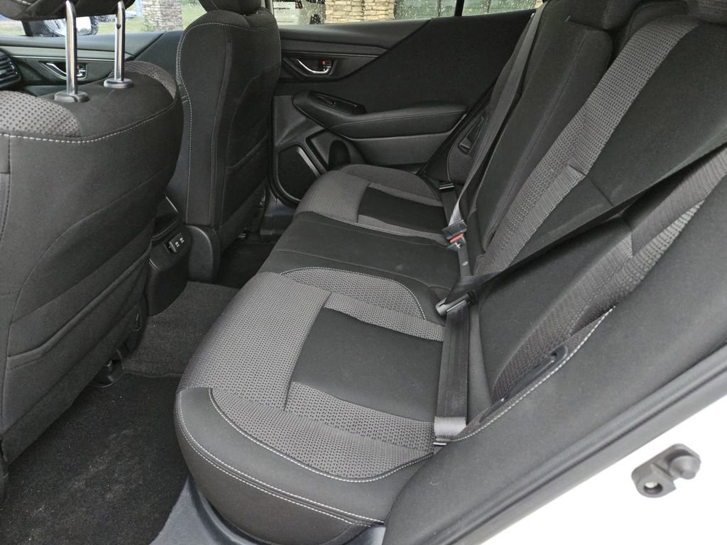 Used 2021 Subaru Outback Premium AWD/4WD image 28