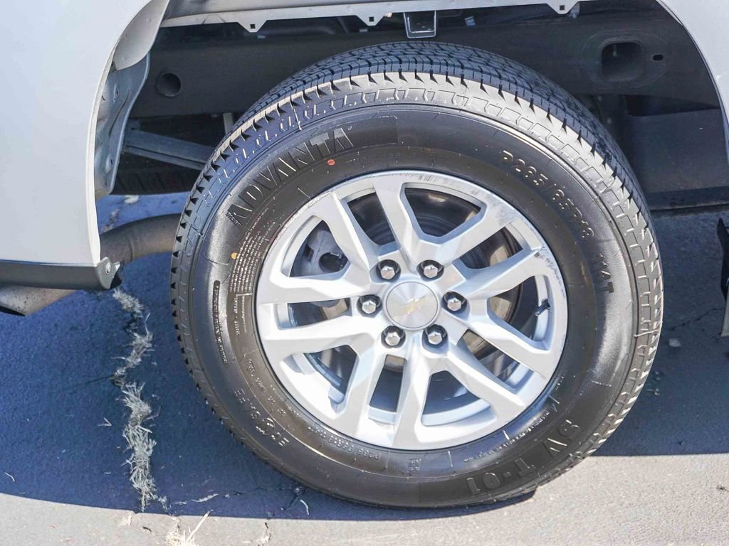 Used 2021 Chevrolet Silverado 1500 LT w/ Convenience Package II image 8