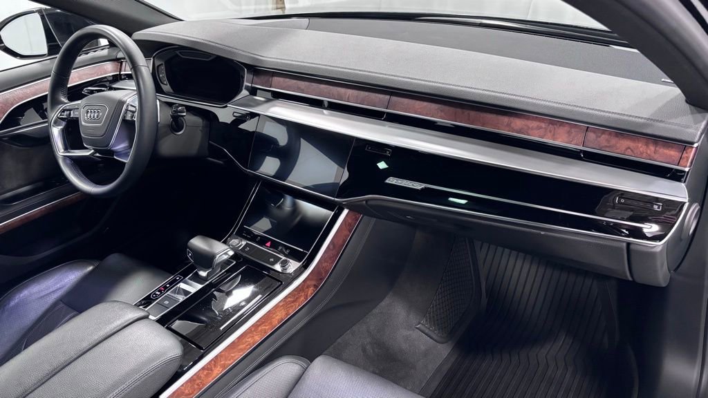 Used 2019 Audi A8 L 3.0T w/ Executive Package image 16