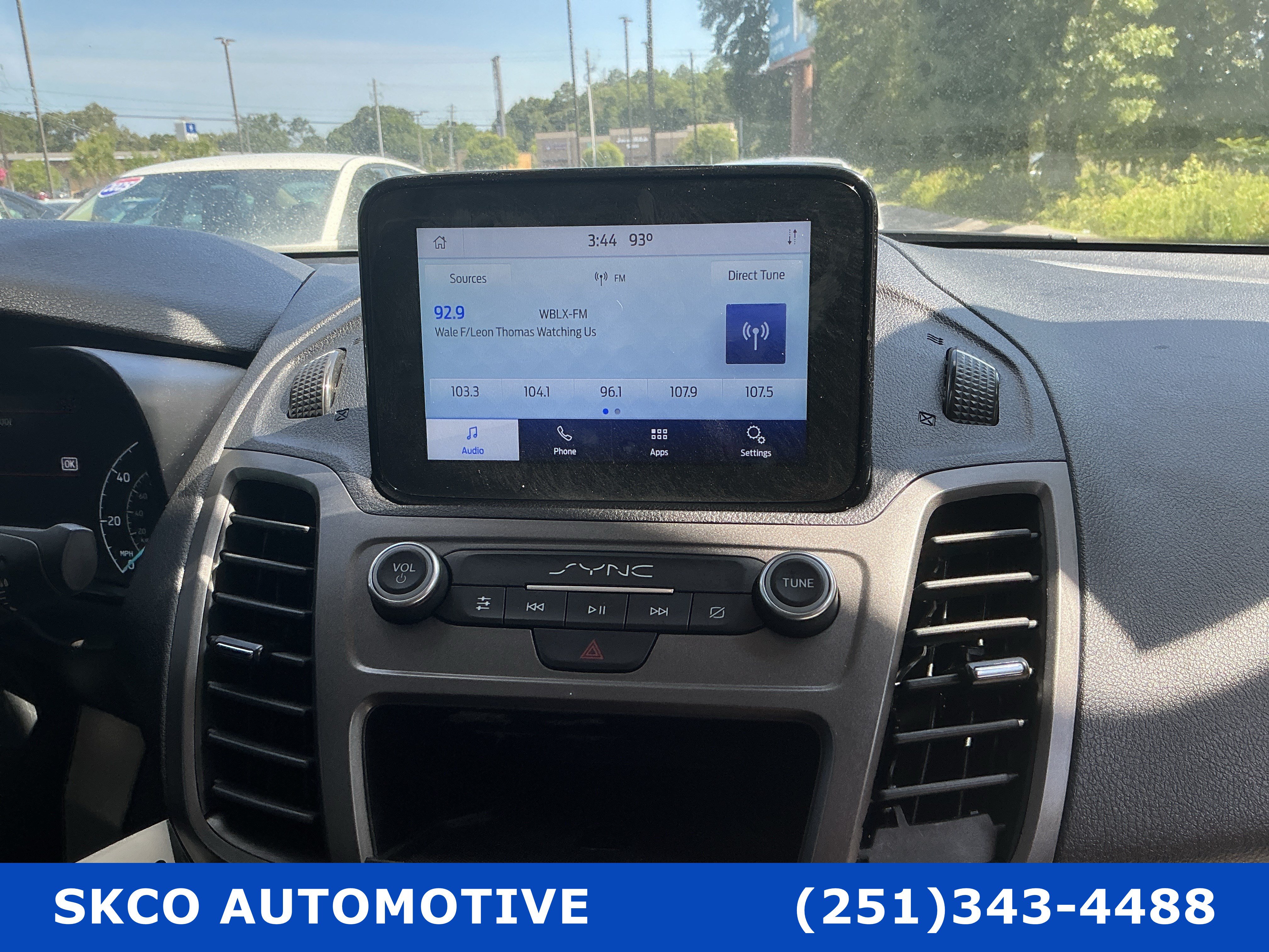 Used 2022 Ford Transit Connect XLT FWD image 16