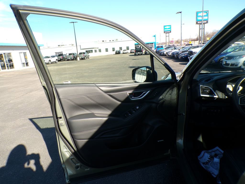 Used 2020 Subaru Forester Touring AWD/4WD image 13