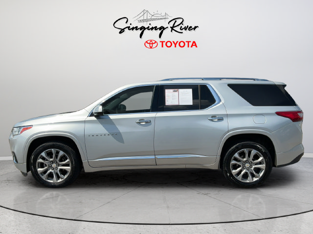 Used 2020 Chevrolet Traverse Premier FWD image 4
