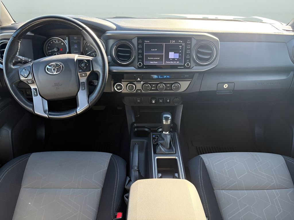 Used 2022 Toyota Tacoma TRD Off-Road image 11