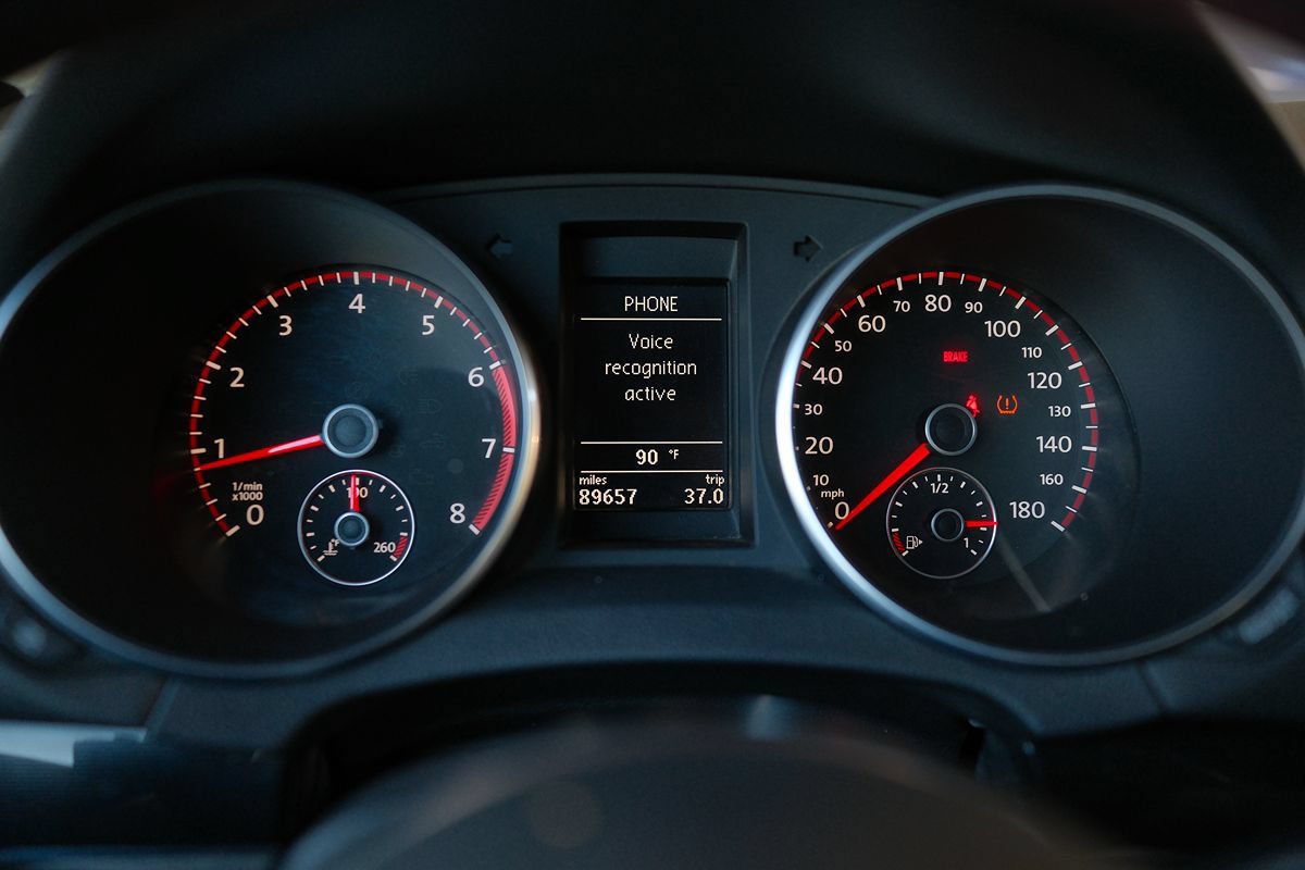 Used 2011 Volkswagen GTI 4-Door FWD image 18
