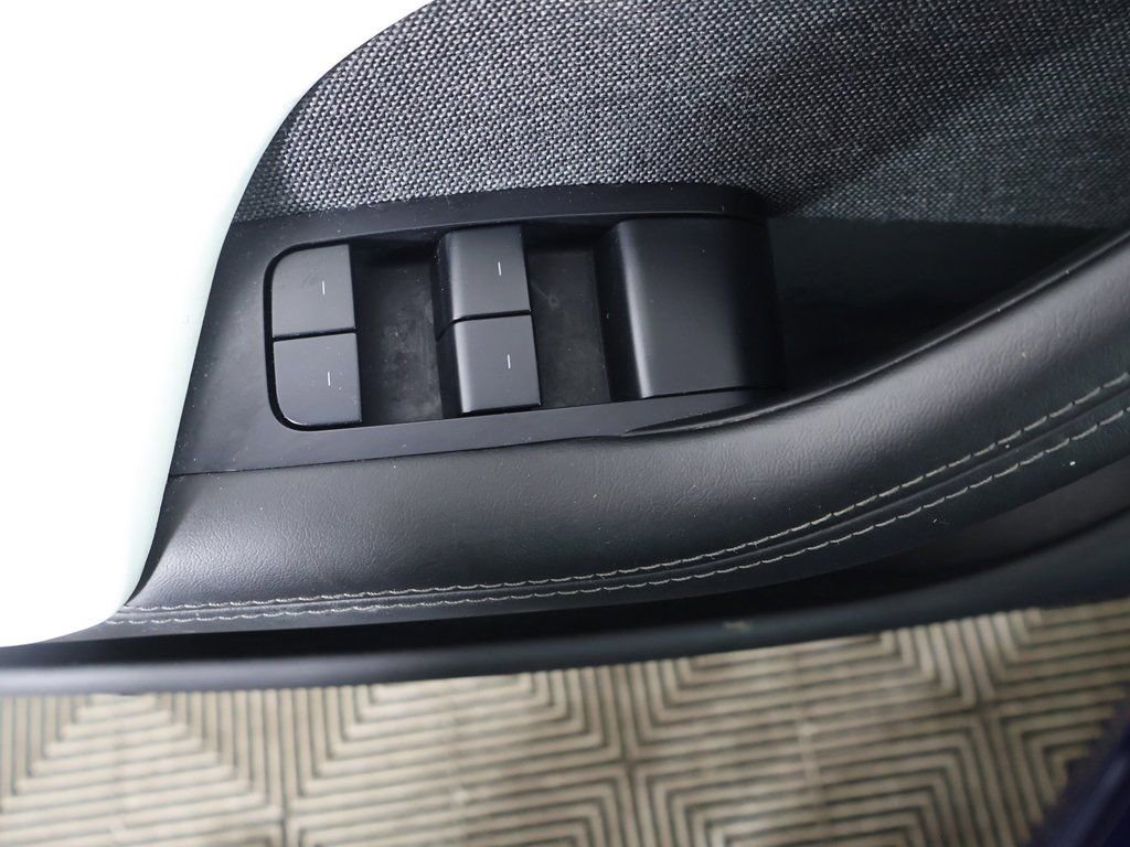 Used 2023 Tesla Model S Plaid image 34