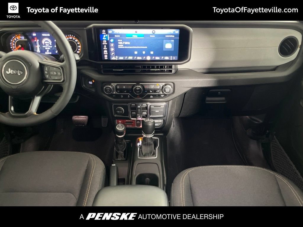 Used 2024 Jeep Wrangler Unlimited Sport AWD/4WD image 17