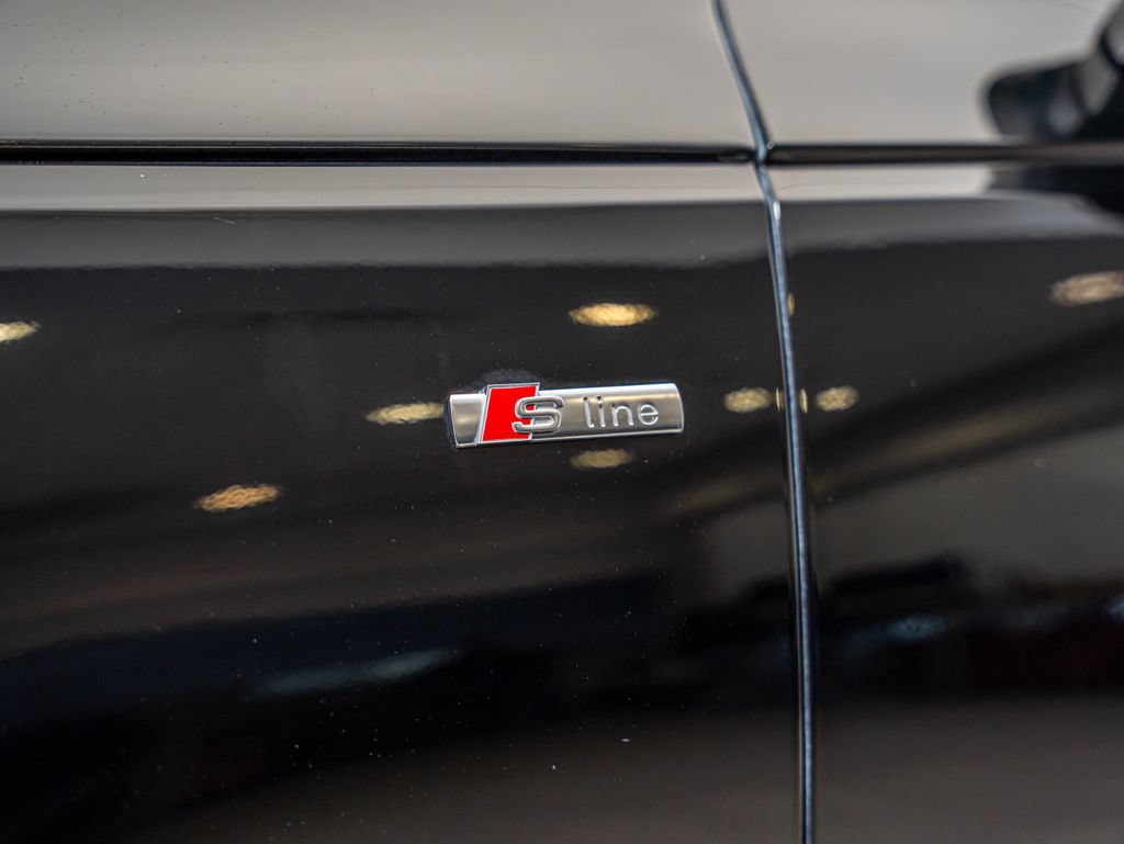 Used 2019 Audi A4 2.0T Premium w/ Convenience Package AWD/4WD image 10