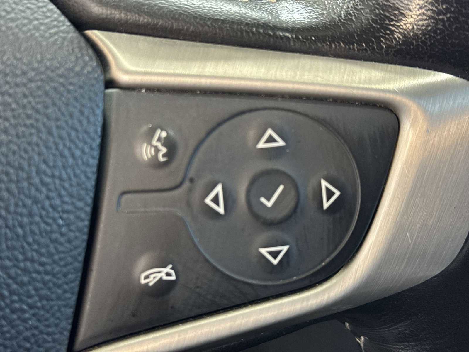 Used 2022 GMC Terrain Denali w/ Denali Premium Package image 24