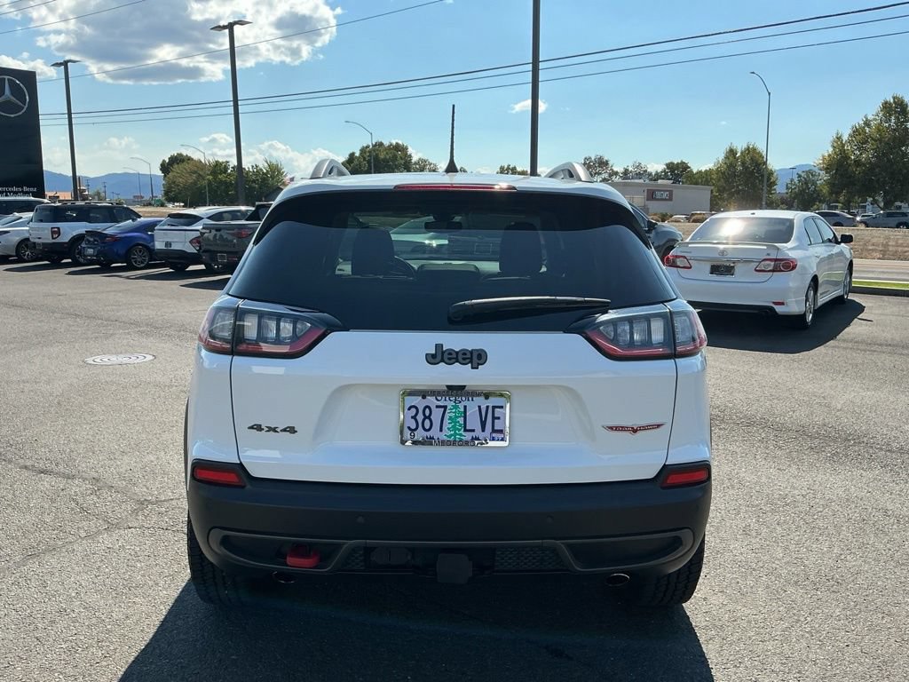 Used 2020 Jeep Cherokee Trailhawk AWD/4WD image 9