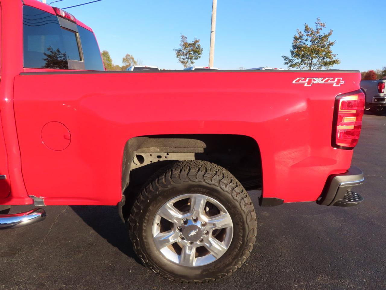 Used 2017 Chevrolet Silverado 2500 LTZ w/ Duramax Plus Package AWD/4WD image 16
