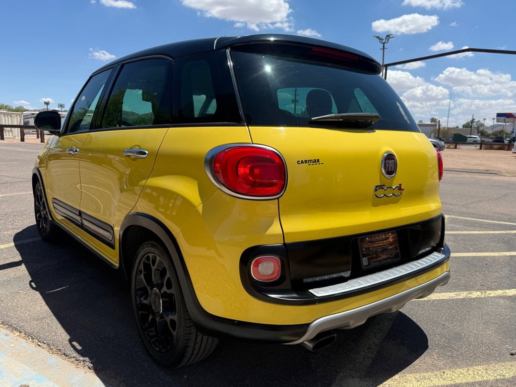 Used 2017 FIAT 500L Trekking w/ Urbana Appearance Package FWD image 6
