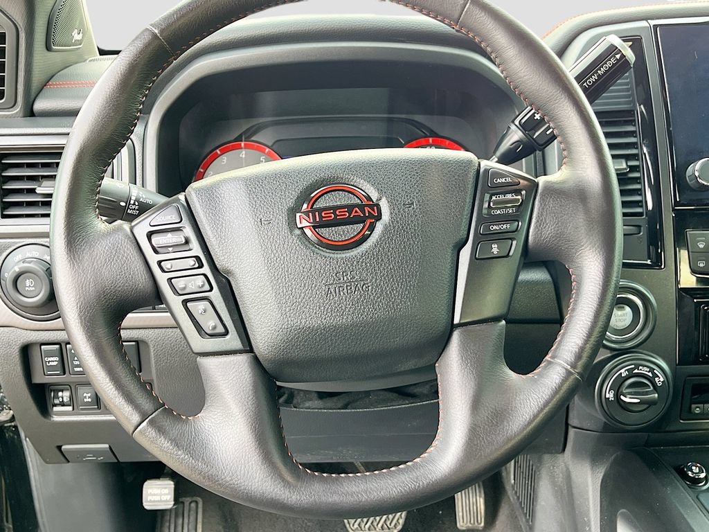 Used 2024 Nissan Titan PRO-4X w/ Pro-4x Convenience Package AWD/4WD image 11